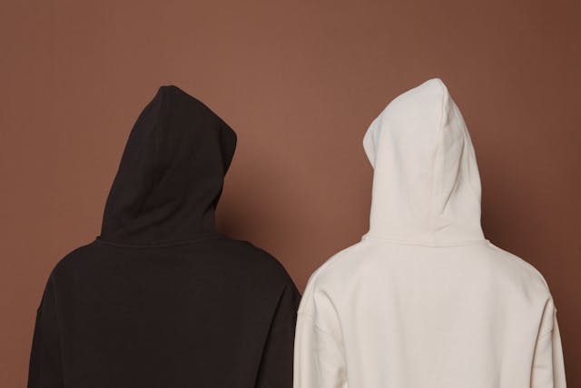 Sweatshirts og hoodies: din guide til afslappet stil